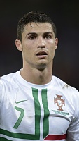 Нажмите на изображение для увеличения
Название: futbol-lyudi-rishtianu_onaldu_cristiano_ronaldo-sport-22063.jpg
Просмотров: 88
Размер:	47.0 Кб
ID:	62283